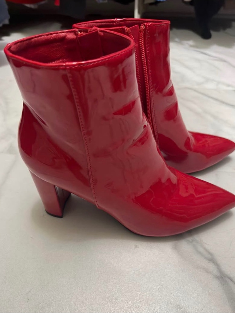 Red Patent Pointed-Toe Ankle Boots - Women's Fashion Booties size 9